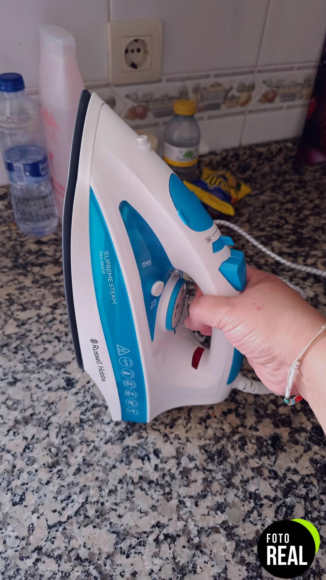 plancha-steam-glide-profesional-russell-hobbs-20562-56-foto-3